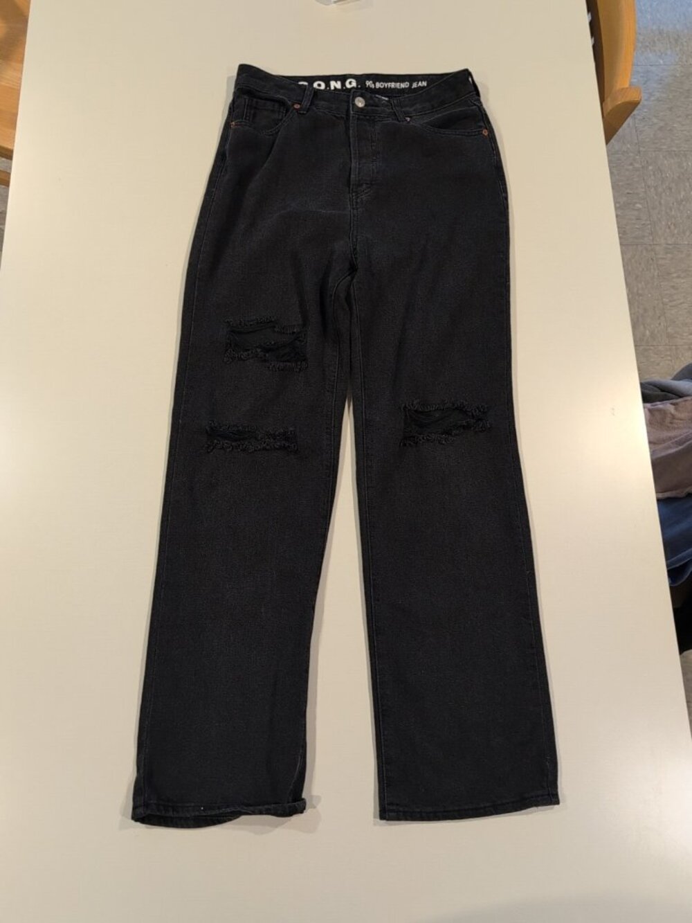 S.O.N.G Pants Women's Sz 7/28 Black 90s Boyfriend Ripped Straight Leg